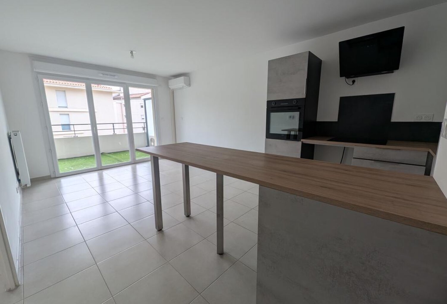 Appartement À Vendre Toulon Valbertrand — photo 1
