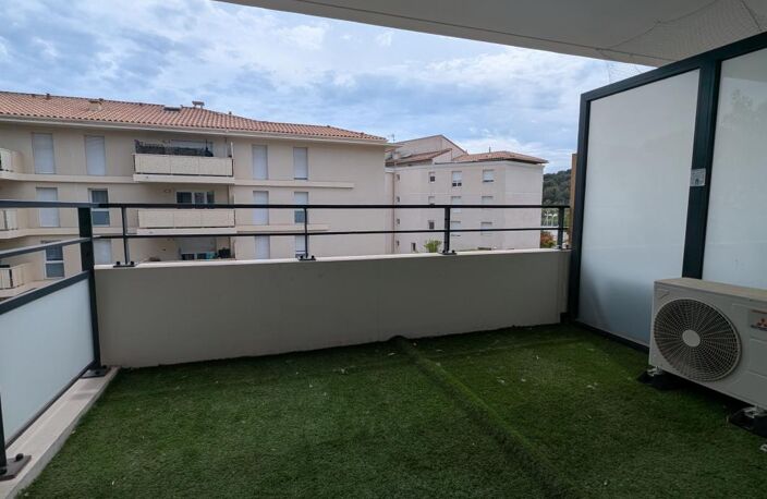 Appartement À Vendre Toulon Valbertrand — photo 2