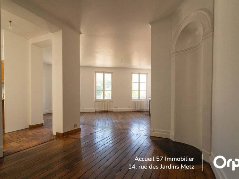 Appartement À Vendre — photo 1