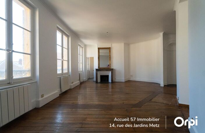 Appartement À Vendre — photo 2
