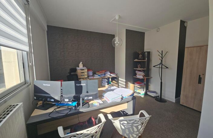 Location bureau  130 m² à Tours (37000) — photo 4