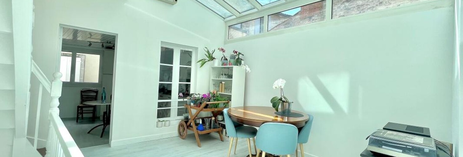 Immeuble  165 m² à vendre à Saintes (17100)