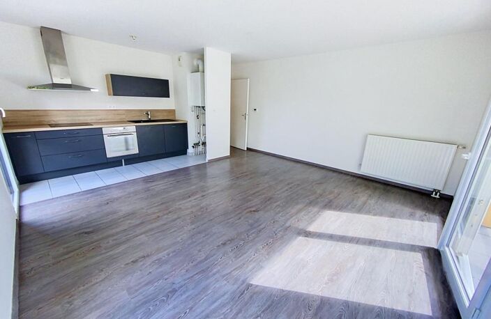 Appartement À Vendre avec parking en sous-sol — photo 3