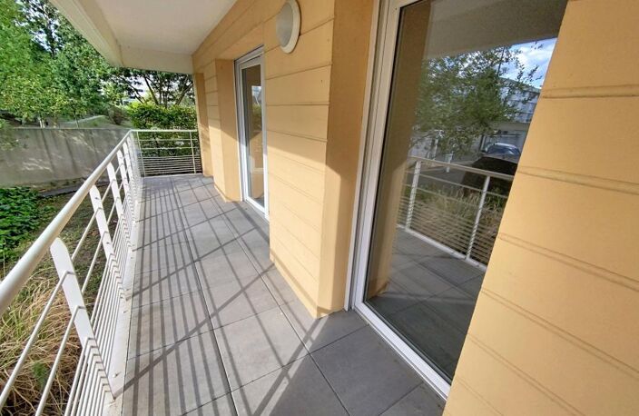 Appartement À Vendre avec parking en sous-sol — photo 5