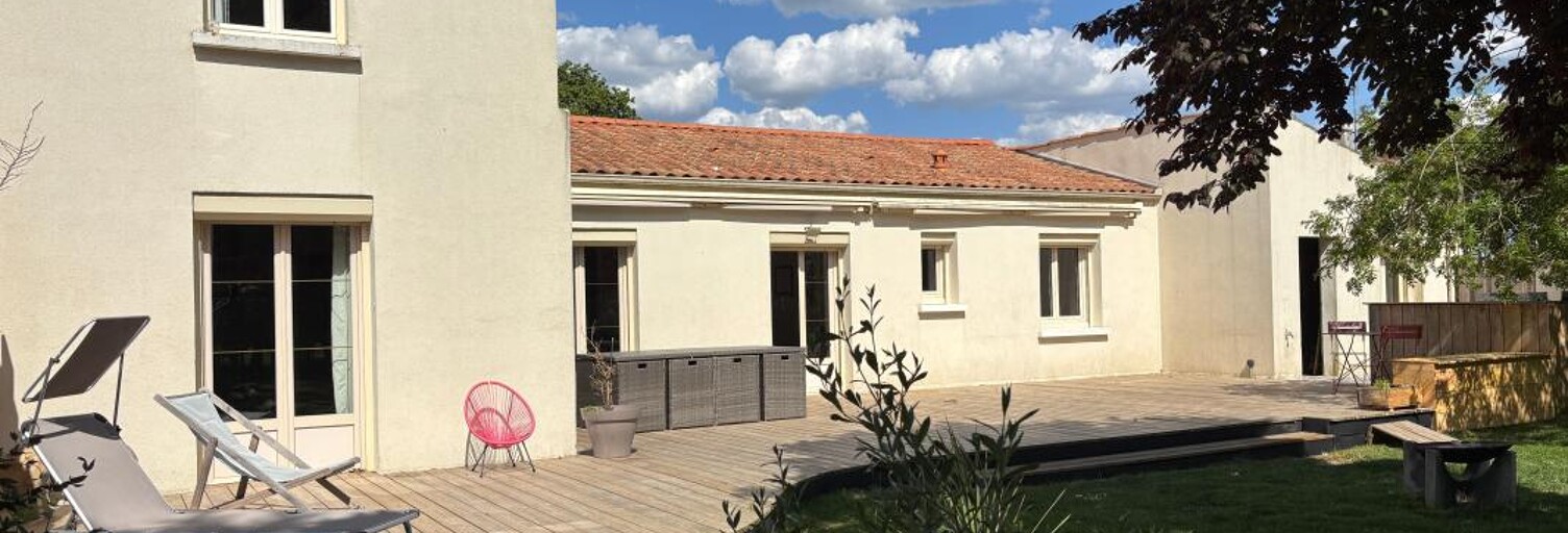 Maison 5 Pièces 146 m² à vendre à Champagne (17620)