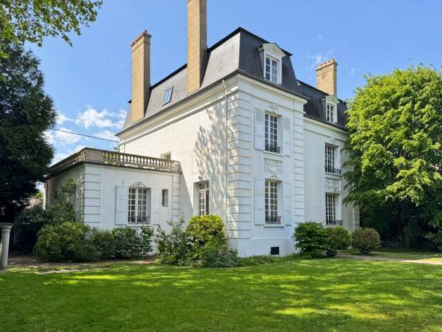 Propriété de caractère d’exception au cœur d’Évreux — photo du bien