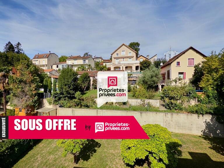 Appartement T4 d'env. 111m2 avec 3 ch., ascenseur et parking couvert dans secteur prisé sur PERIGUEUX (24000) — photo 1