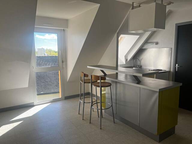 T2 dernier étage - Idéal investissement locatif - Proximité pôle étudiant — photo du bien