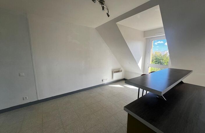 T2 dernier étage - Idéal investissement locatif - Proximité pôle étudiant — photo 3