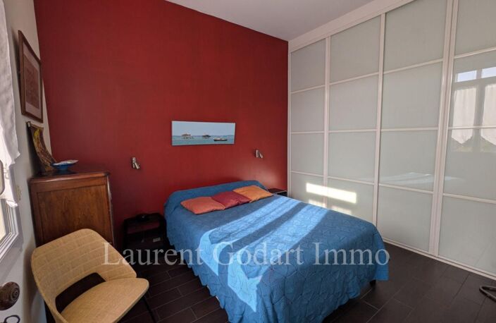 Maison de plain pied avec 2 chambres + dépendance — photo 5