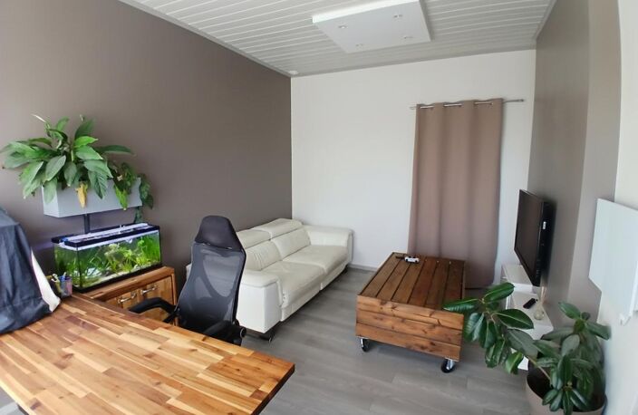 Maison de 115m², 6 pièces piscine et panneaux photovoltaïques — photo 5