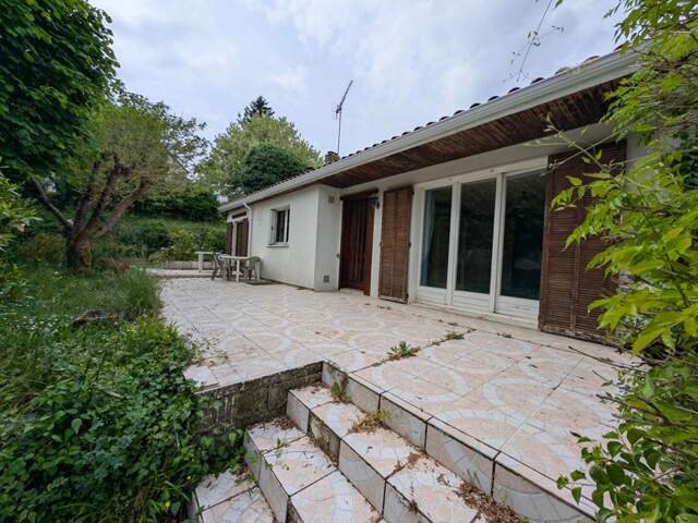 Maison  4 pièce(s) 92.73m2 St Laurent de Cognac — photo du bien