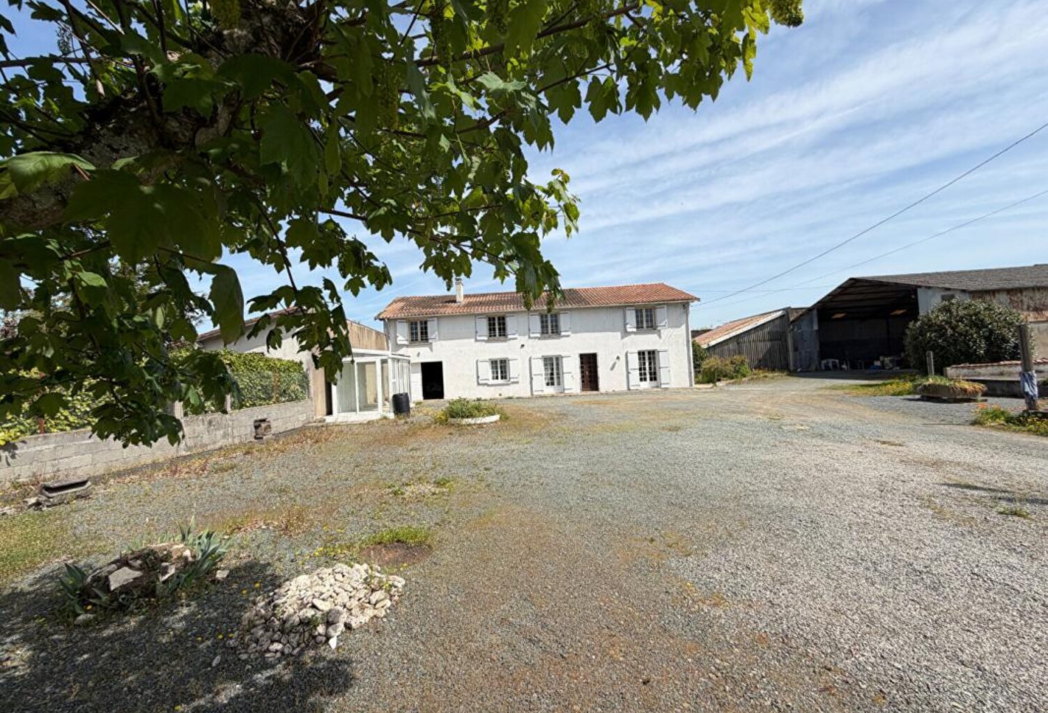 Maison Saint Maixent L Ecole 10 pièce(s) — photo 1