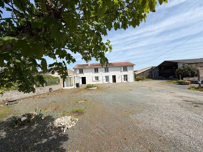 Maison Saint Maixent L Ecole 10 pièce(s) — photo 1