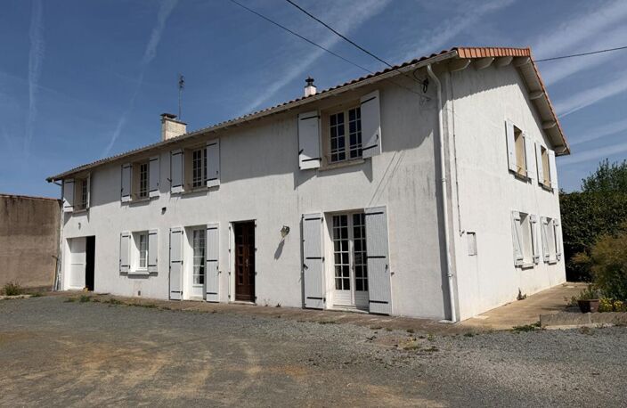 Maison Saint Maixent L Ecole 10 pièce(s) — photo 2