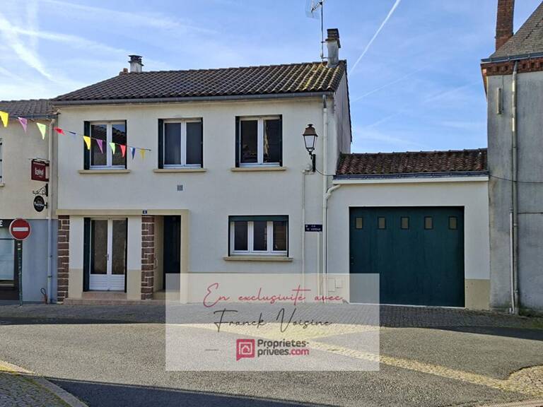A VENDRE en EXCLUSIVITE au Boupère, centre bourg, maison de 109 m2 avec 4 chambres et 1 bureau sur une parcelle de 291 m2 — photo 1