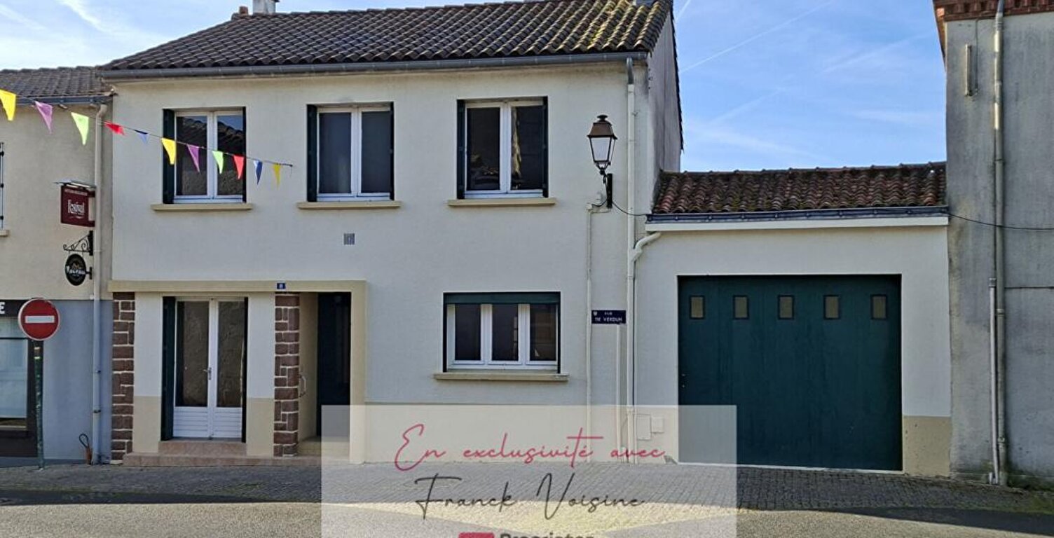 A VENDRE en EXCLUSIVITE au Boupère, centre bourg, maison de 109 m2 avec 4 chambres et 1 bureau sur une parcelle de 291 m2 — photo 1