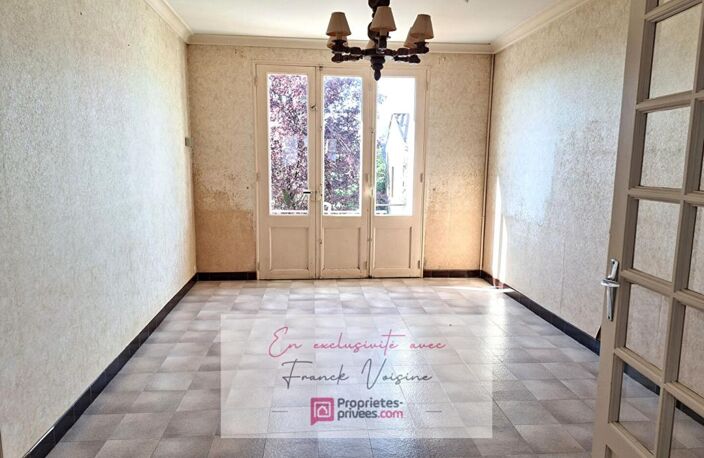 A VENDRE en EXCLUSIVITE au Boupère, centre bourg, maison de 109 m2 avec 4 chambres et 1 bureau sur une parcelle de 291 m2 — photo 2