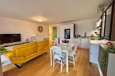 Appartement 3 pièces 239625 €