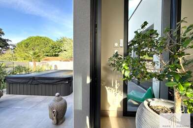 Maison 5 pièces 584900 €