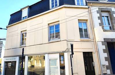 Immeuble avec local commercial et 2 appartements — photo du bien