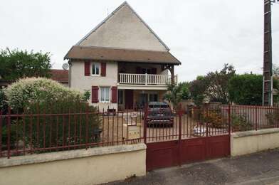 Maison 10 pièces 250000 €
