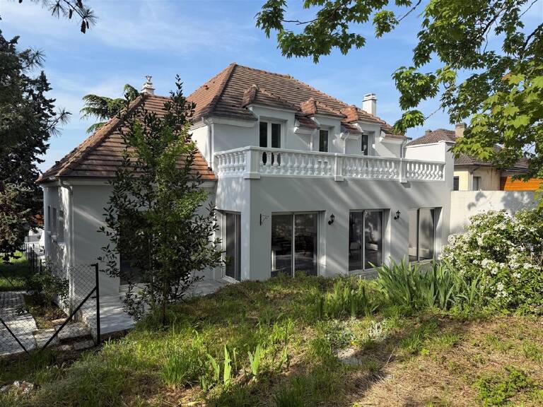 Maison 8 pièces 180 m² — photo 1