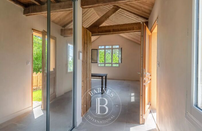 Saint-Cyr au Mont d'Or - Hameau Jardinière - Maison de 88m² environ - 3 chambres - Jardin - Vue Mont Cindre — photo 5