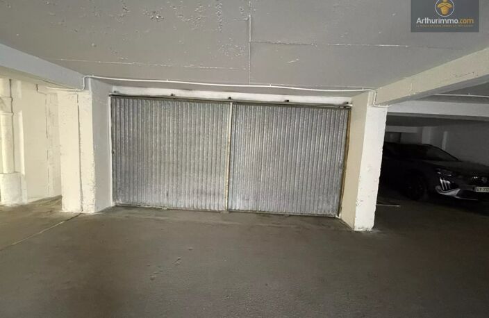 NICE ARENAS BOX FERME — photo 3