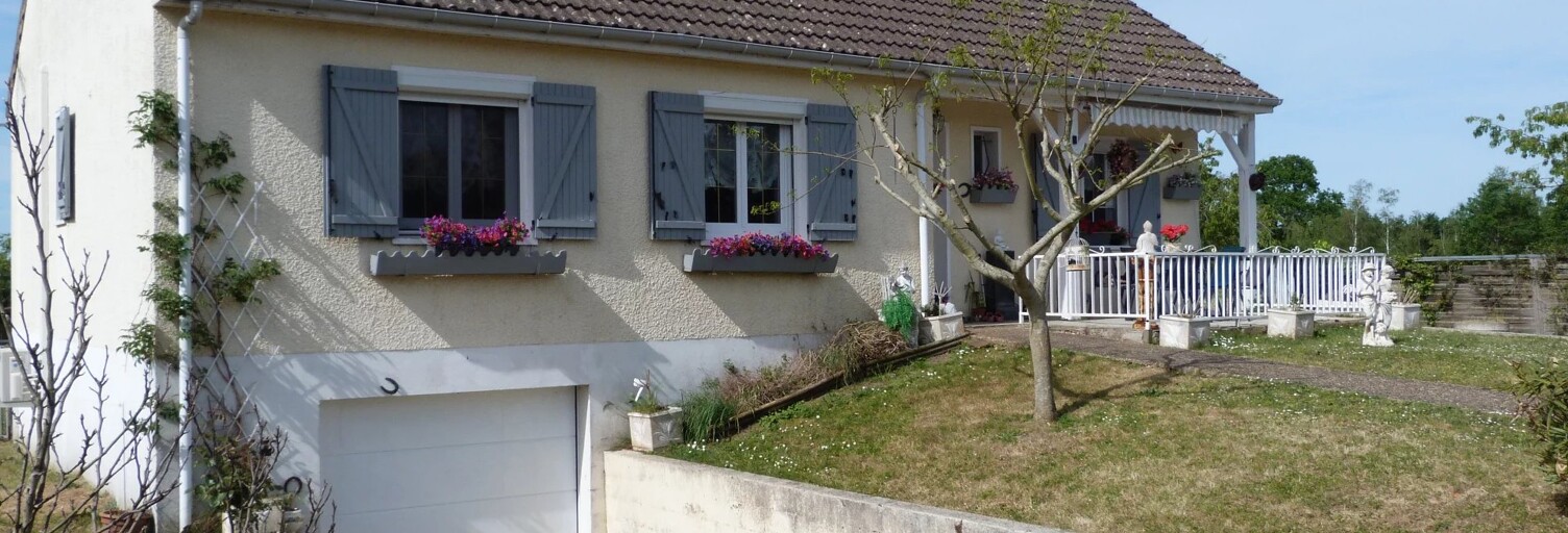 Maison 5 Pièces 109 m² à vendre à Saint-Georges-sur-la-Prée (18100)