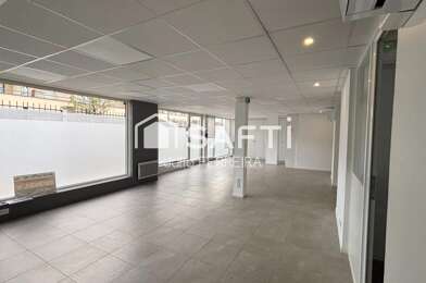 Commerce 3 pièces 582000 €