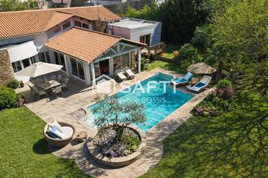 Maison 9 pièces 738000 €