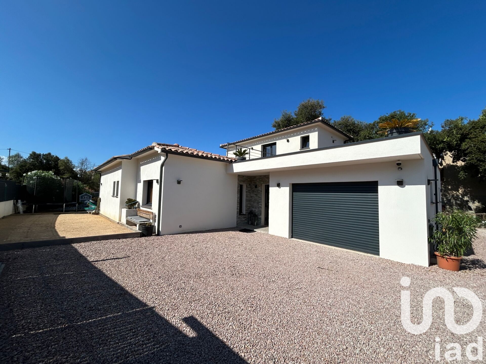 Vente Maison/villa 8 pièces - Photo 3