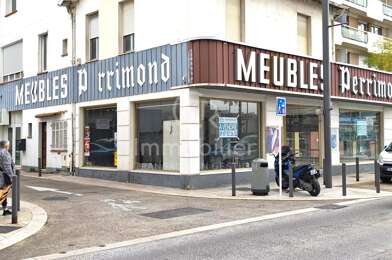 Commerce 3 pièces 570000 €