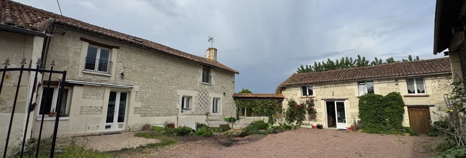 Maison 12 Pièces 248 m² à vendre à Bournand (86120)