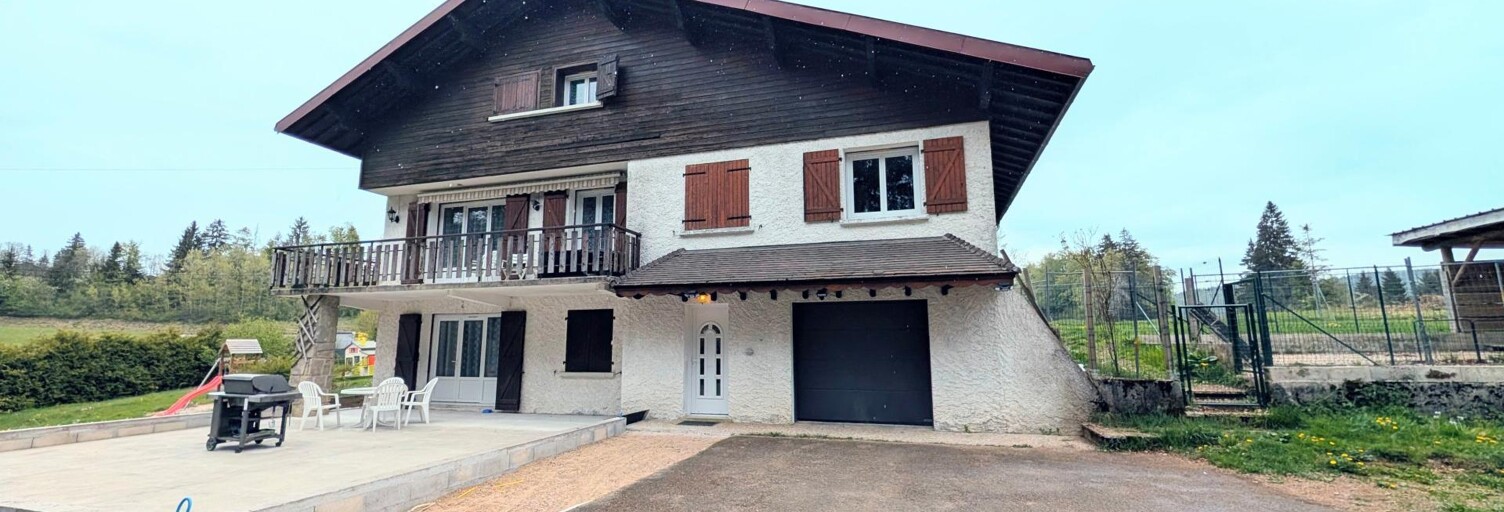 Maison 7 Pièces 220 m² à vendre à Saint-Laurent-en-Grandvaux (39150)