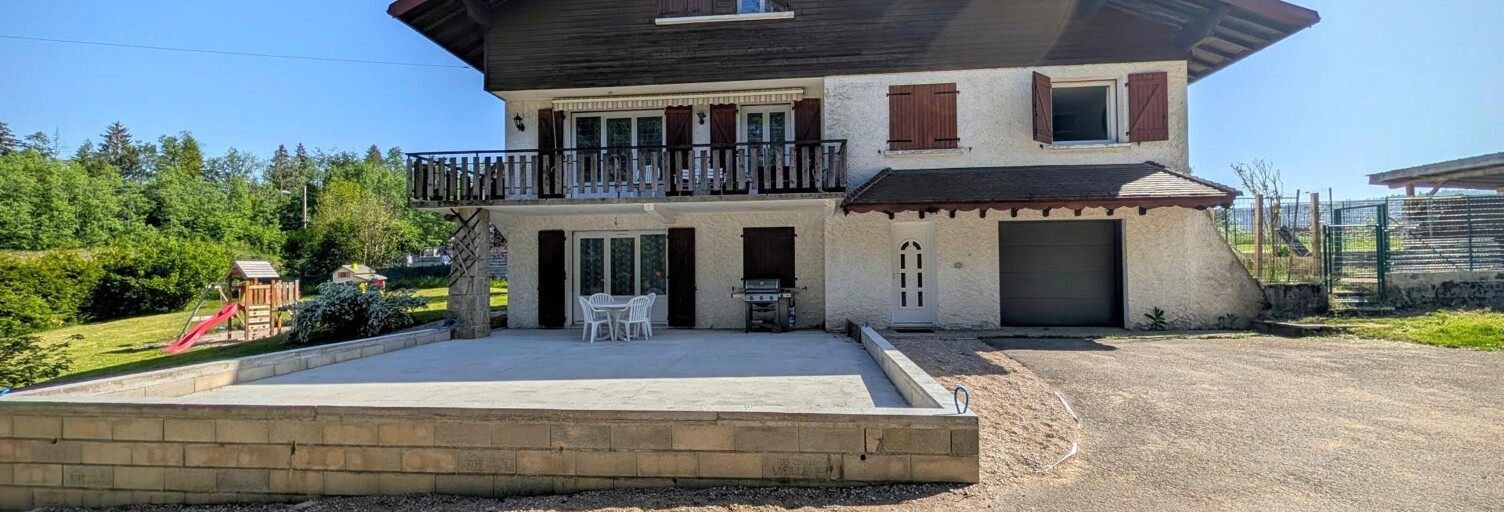 Maison 7 Pièces 220 m² à vendre à Saint-Laurent-en-Grandvaux (39150)