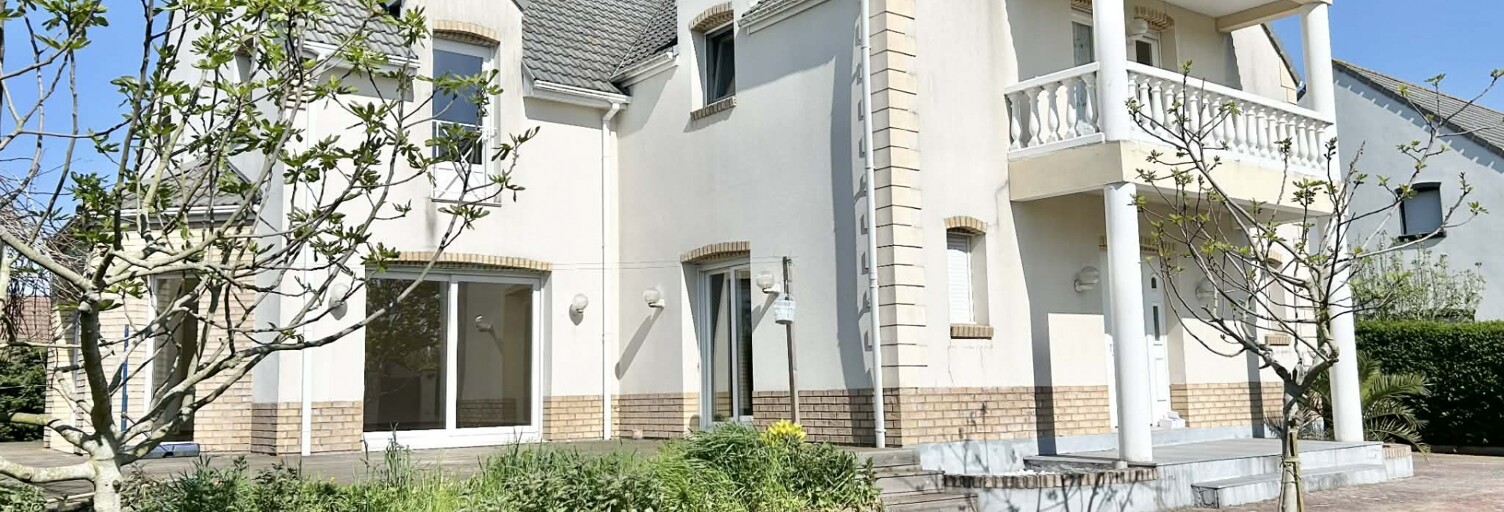Maison 9 Pièces 278 m² à vendre à Longuenesse (62219)
