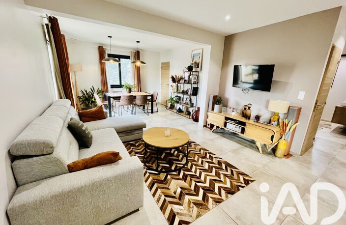 Vente Maison/villa 6 pièces — photo 2