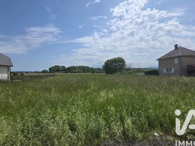 Vente Terrain 817 m&sup2; — photo du bien