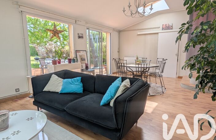 Vente Maison/villa 7 pièces — photo 2