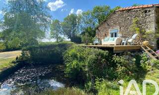 Maison 7 Pièces 183 m² à vendre à Saint-Pardoux-Soutiers (79310)