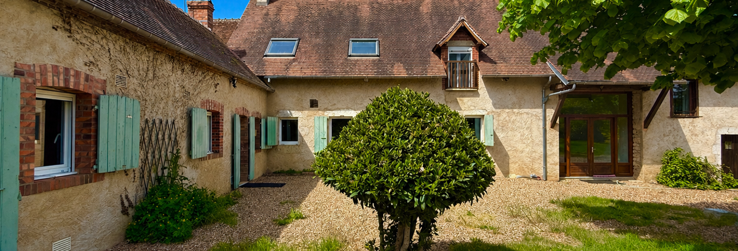 Maison 8 Pièces 202 m² à vendre à Boulleret (18240)