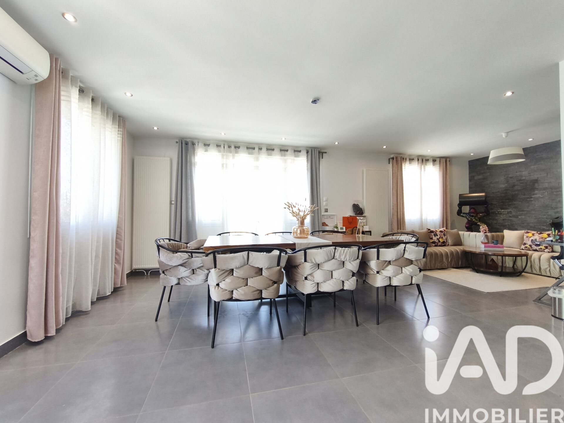 Vente Maison/villa 7 pièces - Photo 2