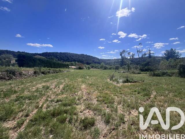 Vente Terrain 700 m&sup2; — photo du bien