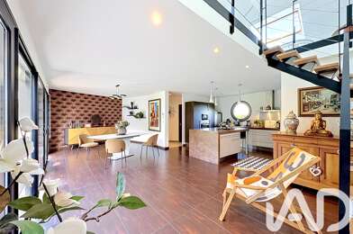 Maison 8 pièces 645000 €