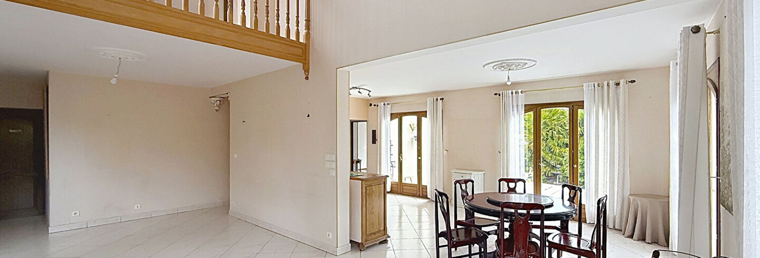 Maison 6 Pièces 145 m² à vendre à Aulnoy-lez-Valenciennes (59300)