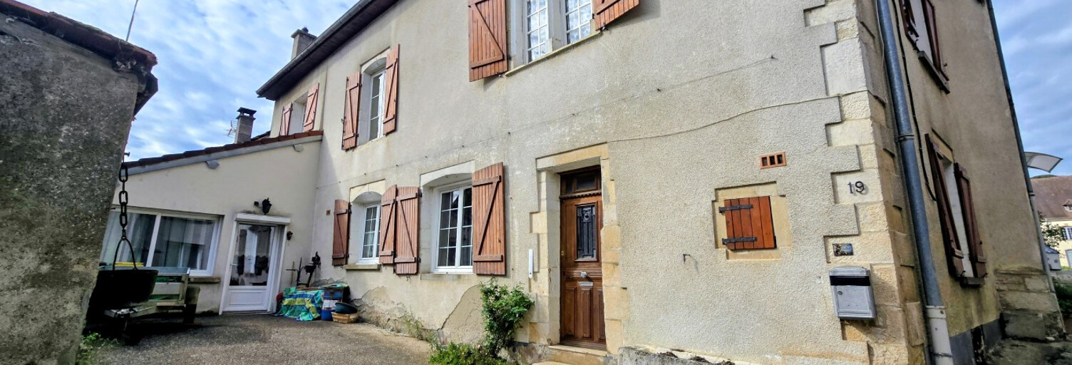 Maison 8 Pièces 217 m² à vendre à Champlitte (70600)