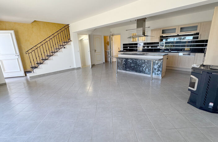 Villa jumelée avec garage à Grasse — photo 2