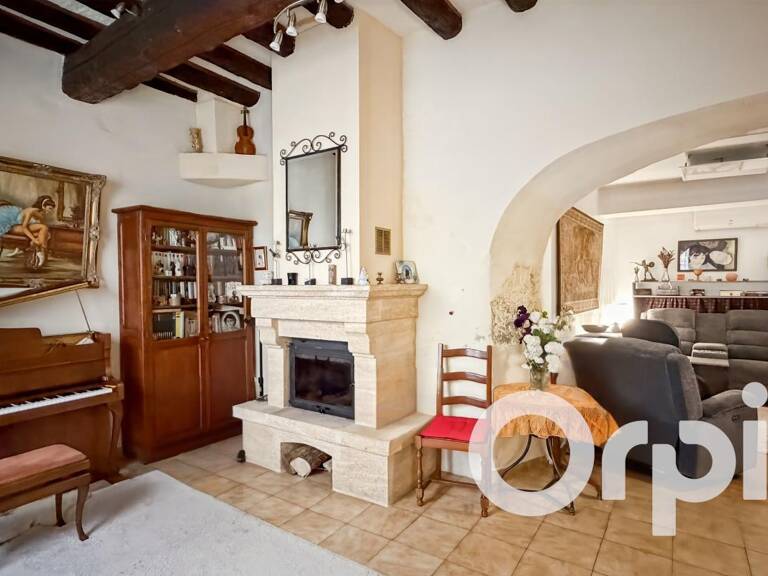 Vaste Maison de Ville de 220 m² – Cœur Historique de Beaucaire — photo 1